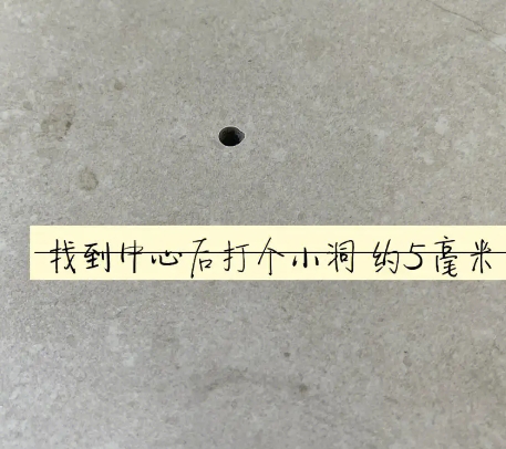 望江瓷砖空鼓维修公司专业解答在瓷砖铺贴过程中，如果砂料搅拌不均匀，将会带来以下问题